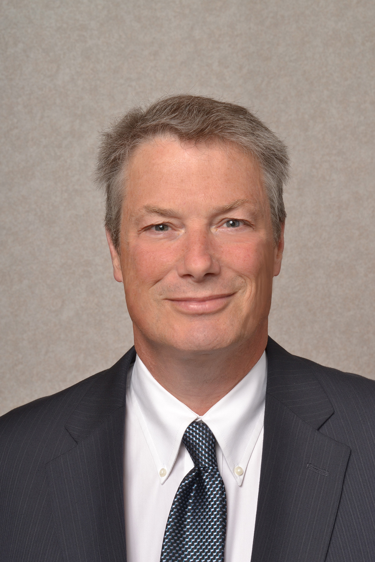 Headshot of Timothy Sahr